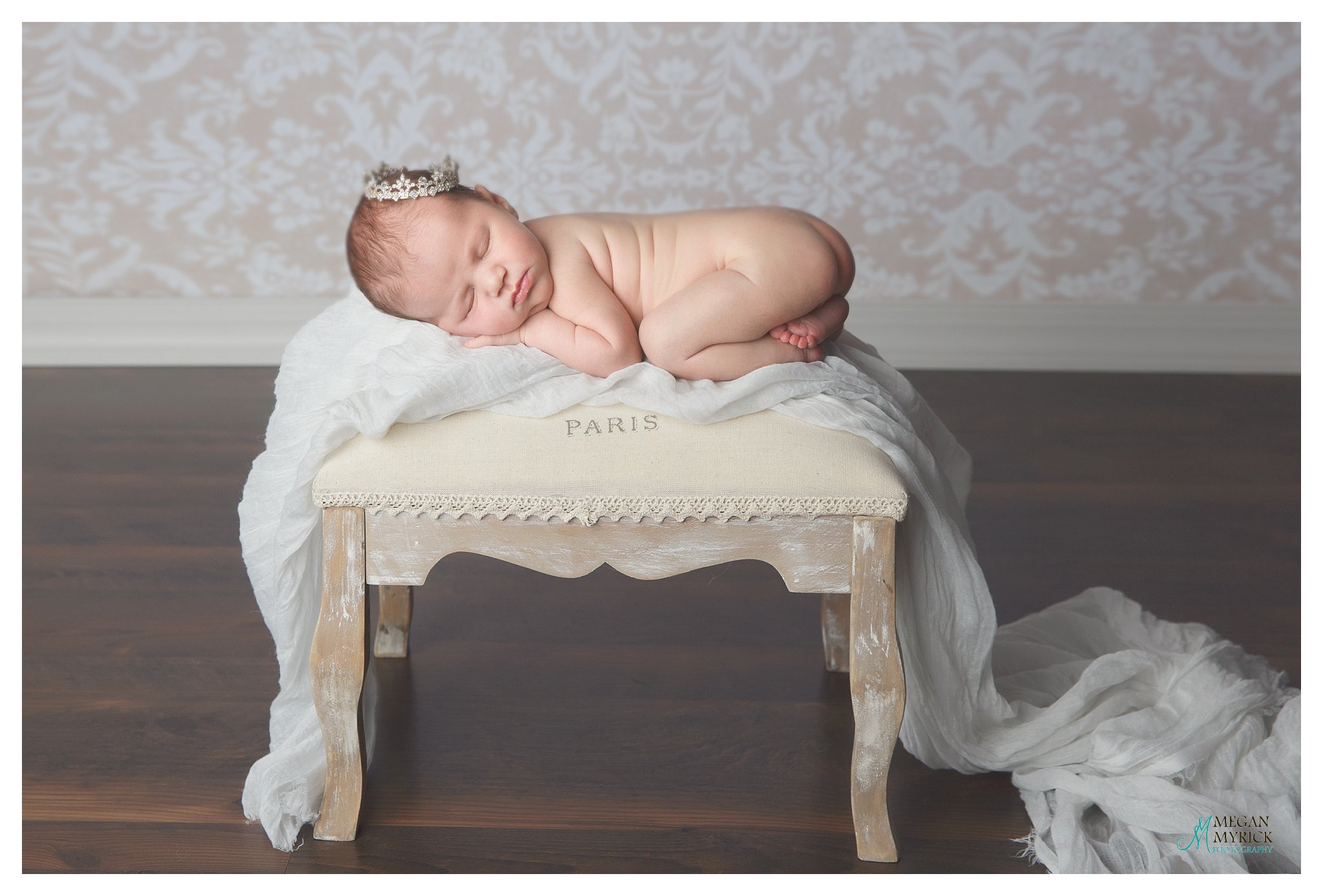 Richmond Hill Newborn Photographer|www.meganmyrickphotography.com