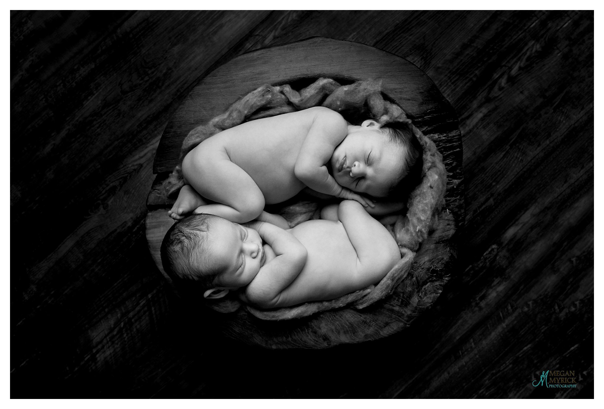 Richmond Hill Newborn Photographer | Megan Myrick Photographer | www.meganmyrickphotography.com