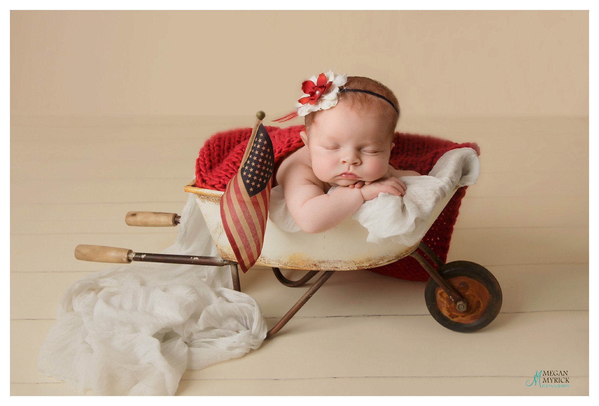 Hinesville Newborn Photographer | Megan Myrick Photography | www.meganmyrickphotography.com