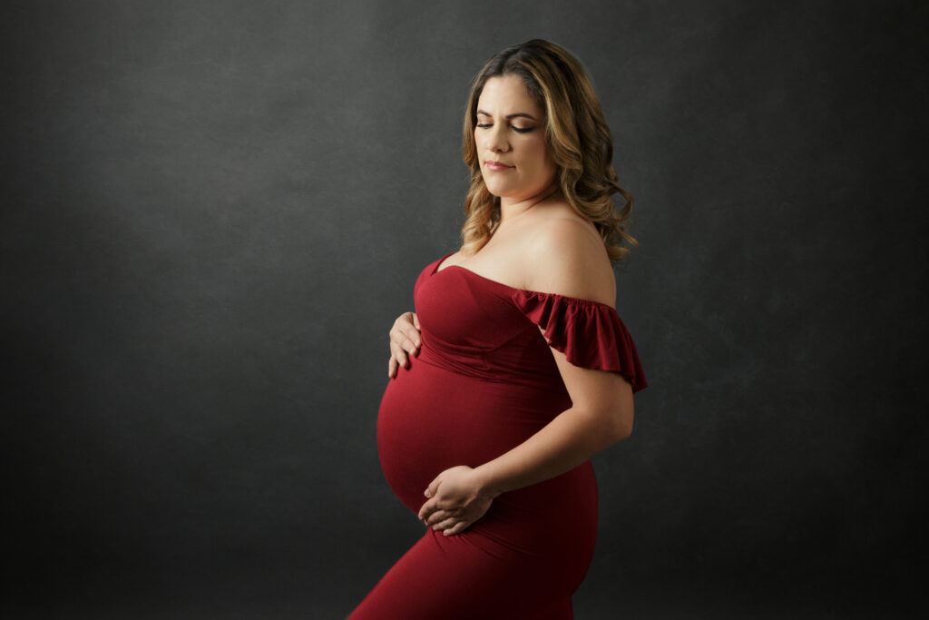 maternity session
in studio